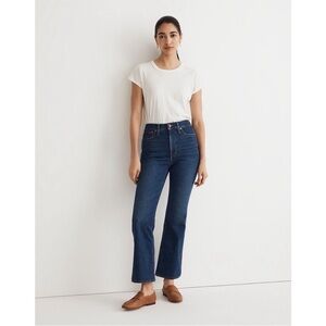 NEW WITH TAGS Madewell Corgan Wash Perfect Vintage Flare Crop in Size 30 NM250